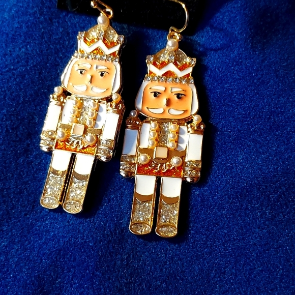Nutcracker earrings (pierced) - Picture 2 of 2